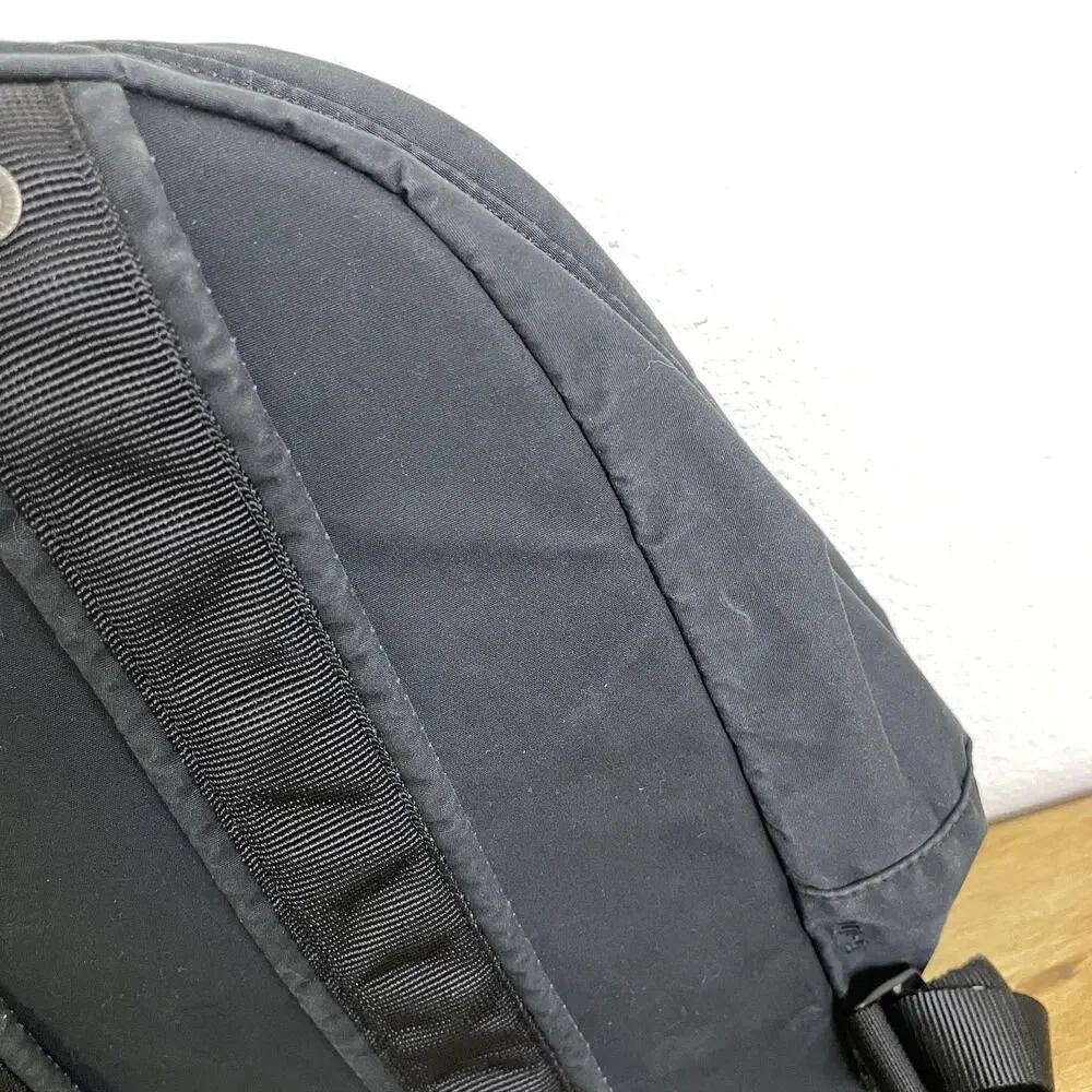 Fjallraven Vardag Backpack Black Outdoors School Daypack Handle Pockets Zippers